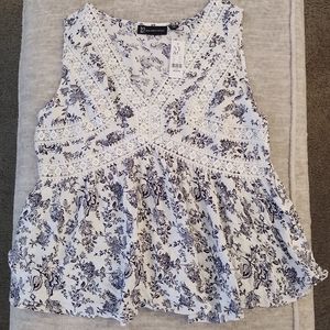 NY&C Flowy Blue and White Lace Tank